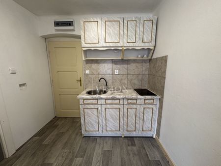 Pronájem bytu 2+kk 18 m² - Photo 3