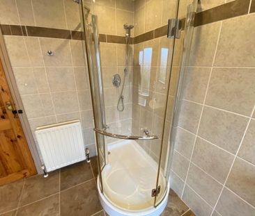 227 Ravenhill Road, Belfast, BT6 0BS - Photo 2