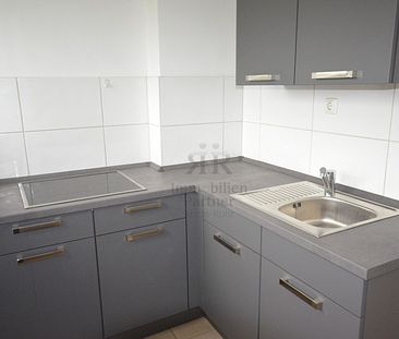Kleine helle 2-Raumwohnung mit Einbauküche in Moers-Holderberg! - Foto 2