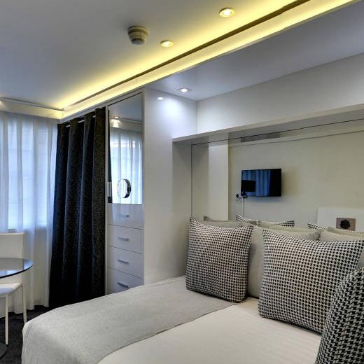 Regents Park, Albany Street, London, NW1 - Photo 1