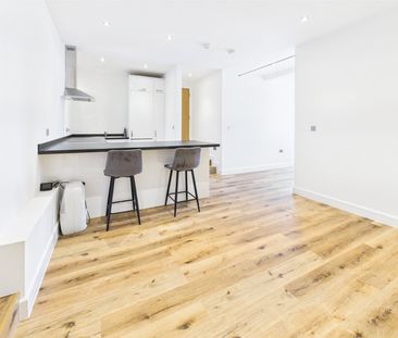 Radnor Road, Twickenham, Middlesex, TW1 - Photo 4