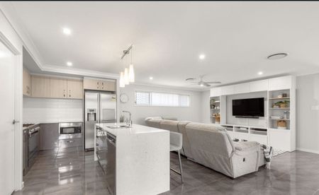 Modern and Luxurious in Capestone + Solar - Photo 3