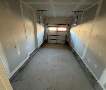 For Lease - 59 RUDDER Road, Welland, Ontario - Photo 4
