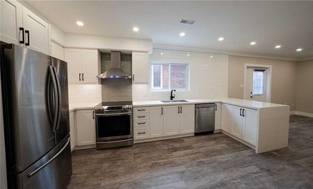 For Lease - 37 Roughley Street Unit# Basement, Bradford West Gwillimbury, Ontario - Photo 5