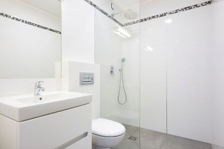 Apartament w klimatycznej kamienicy - Zdjęcie 4