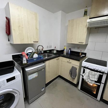 1 bedroom flat to rent - Photo 3