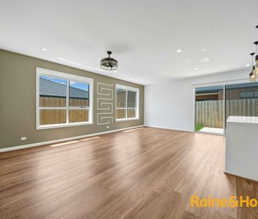 Stunning, Oversized 4-Bedroom Family Home in Peaceful Stonehill Estate - Photo 2