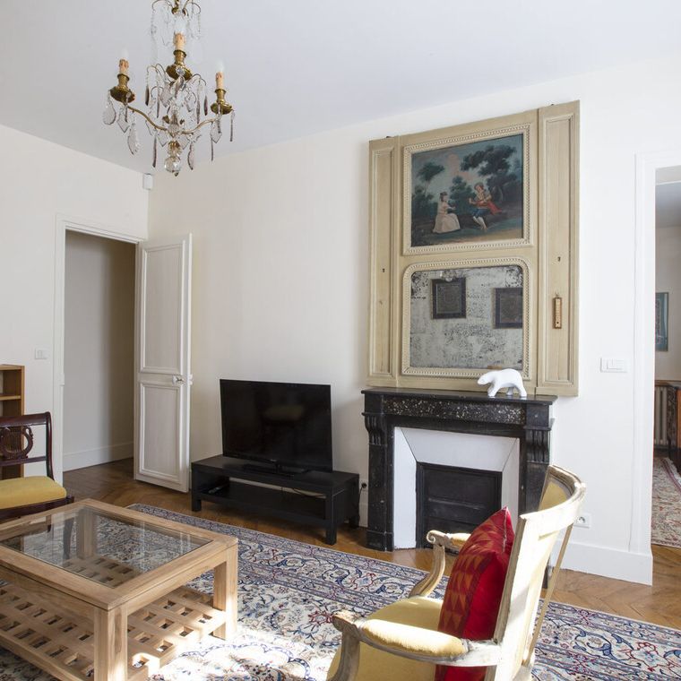Appartement à louer rue de Verneuil, Paris 7ème - Photo 1