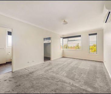 4B Emu Road, Maidstone VIC 3012 - Photo 1