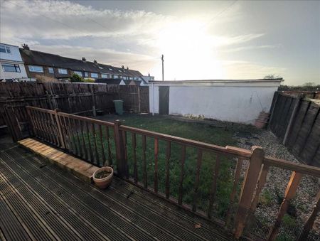 3 bedroom house to rent - Photo 4