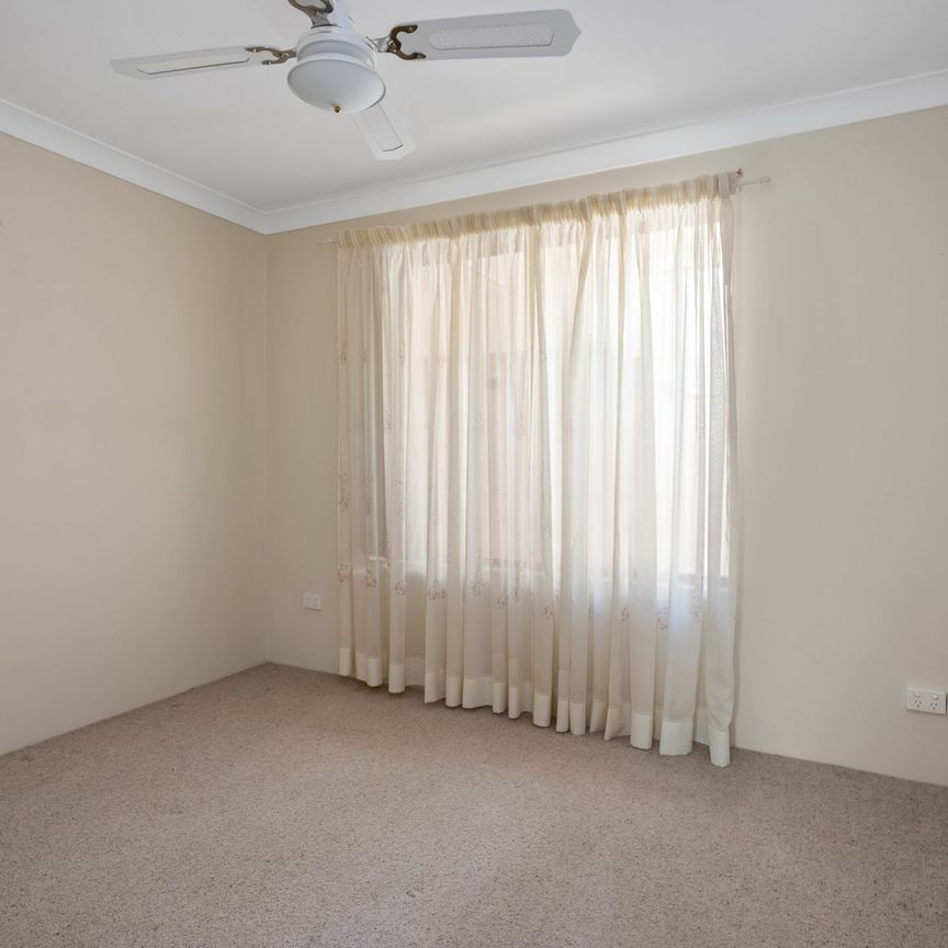 5B Eccles Place, 6430, Hannans Wa - Photo 1