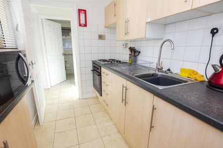 4 bedroom house to rent - Photo 5