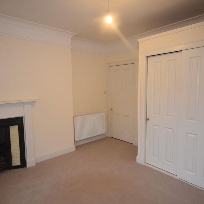 4 bedroom apartment to rent - Photo 1