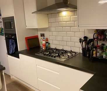 Room in a Shared House, Blackheath Road, SE10 - Photo 5