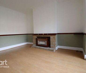 4 bedroom terraced house to rent - Photo 1
