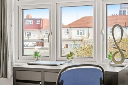 1 bedroom in a house share to rent - Photo 5