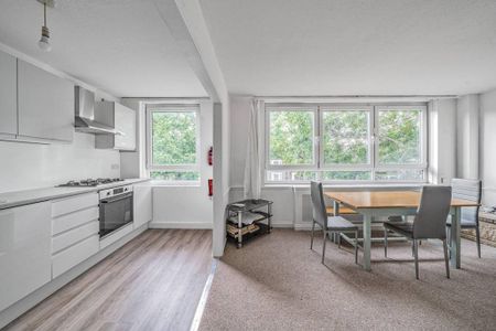 4 bedroom maisonette to rent - Photo 4