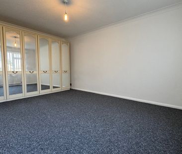 Tolkien Road - Photo 5