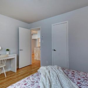 Appartement 5 ½ à louer Vanier mai 2026 - Photo 2