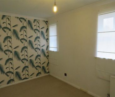 Kenley Close - Photo 2