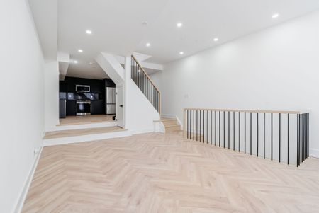 For Lease - 861 O'Connor Drive Unit# 2, Toronto, Ontario - Photo 3