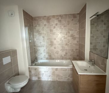 Location Appartement 2 pièces 42m² ILLKIRCH GRAFFENSTADEN 67400 - Photo 4