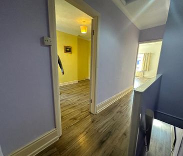 3 bedroom semi-detached house to rent - Photo 2