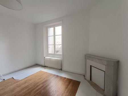 Location Appartement 4 pièces 90m² RENNES 35700 - Photo 3