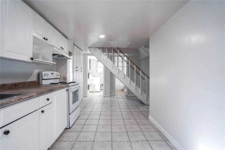 Detached Home For Lease | E8430244 - Photo 2