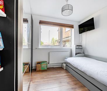 2 bedroom maisonette to rent - Photo 6