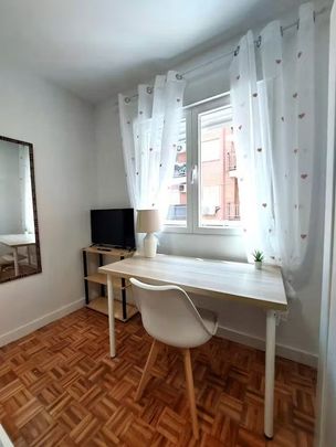 Calle Valdemorillo, Getafe, Community of Madrid 28901 - Photo 1