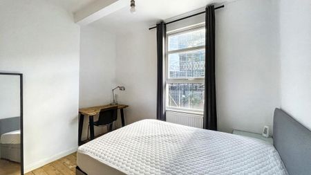 3 bedroom flat to rent - Photo 4