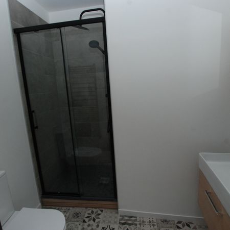 Location Appartement 2 pièces 44m² - Photo 3