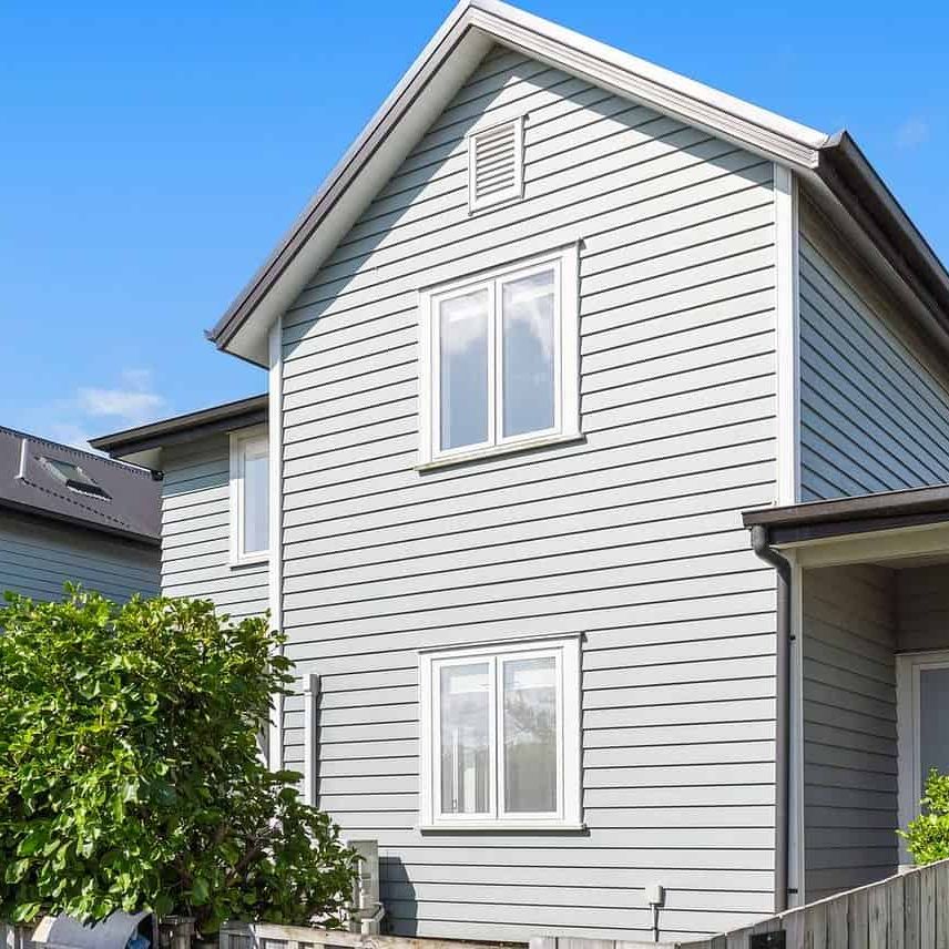 Beautiful Family Home - Photo 1