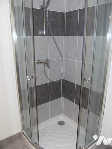 A LOUER APPARTEMENT DE TYPE 2 - DOLE (39100) centre-ville - Photo 5