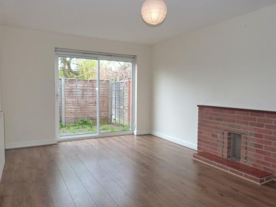 3 bedroom semi-detached house to rent - Photo 1