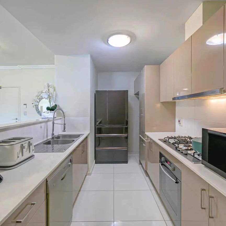 “Modern 2 Bedroom Apartment with Resort Style Amenities” - Photo 1