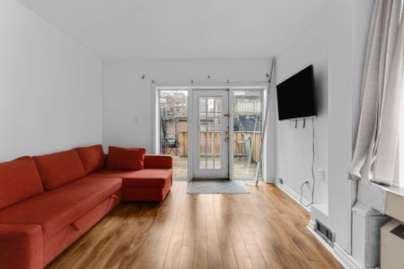 For Lease - 65 Gloucester Street Unit# 4, Toronto, Ontario - Photo 2