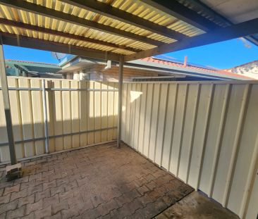 Charming Updated Two Bedroom Unit- Must See !!! - Photo 2