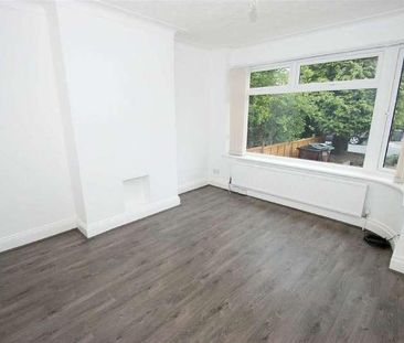 Allerton Grange Avenue, Leeds, LS17 - Photo 4