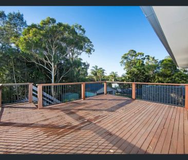 Modern Family Home in Peaceful Coastal Setting. - Photo 1