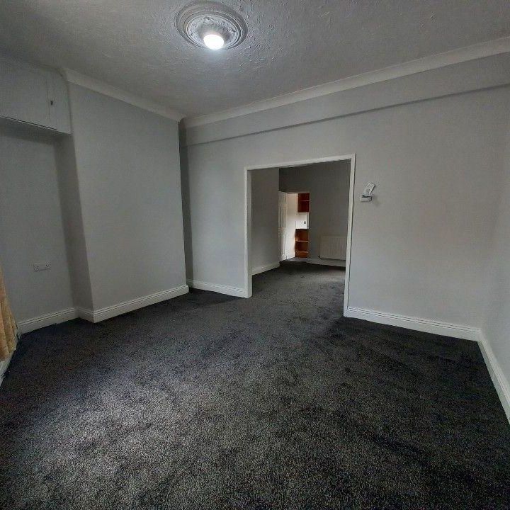 2 bedroom house to rent - Photo 1