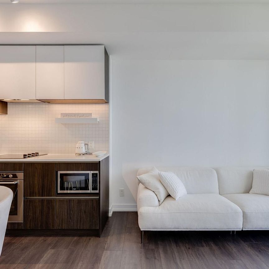 For Lease - 5 Buttermill Avenue Unit# 1711, Vaughan, Ontario - Photo 1