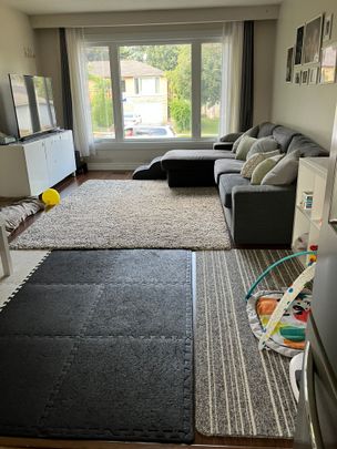 For Lease - 88 KULPIN Avenue Unit# MAIN FLR, Bradford West Gwillimbury, Ontario - Photo 1