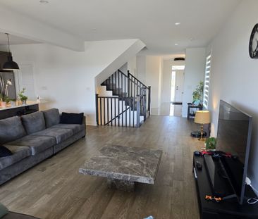 For Lease - 3917 Mitchell Crescent, Fort Erie, Ontario - Photo 3