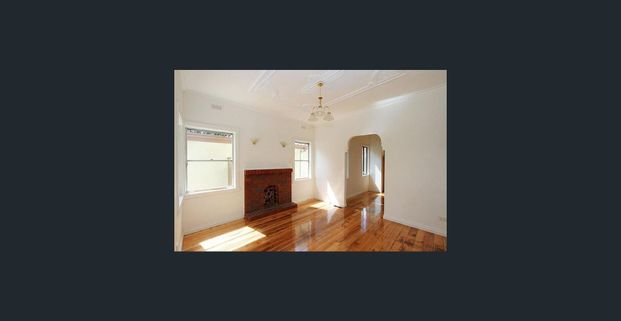 THE FAMILY HOME YOU'VE BEEN WAITING FOR - Photo 1