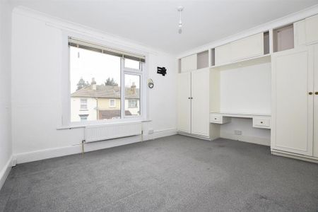 3 bedroom terraced house to rent - Photo 3