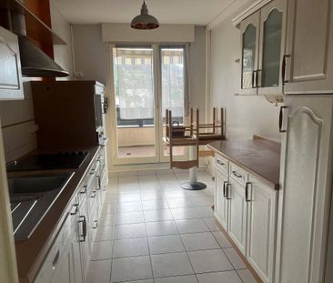 Location appartement t3 72 m² à Villefranche-de-Rouergue (12200) - Photo 4