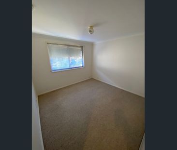 4 BEDROOM HOUSE LOCATED HILLVUE - Photo 1