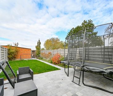 Recent gerenoveerde gezinswoning te Sint-Eloois-Winkel - Photo 6